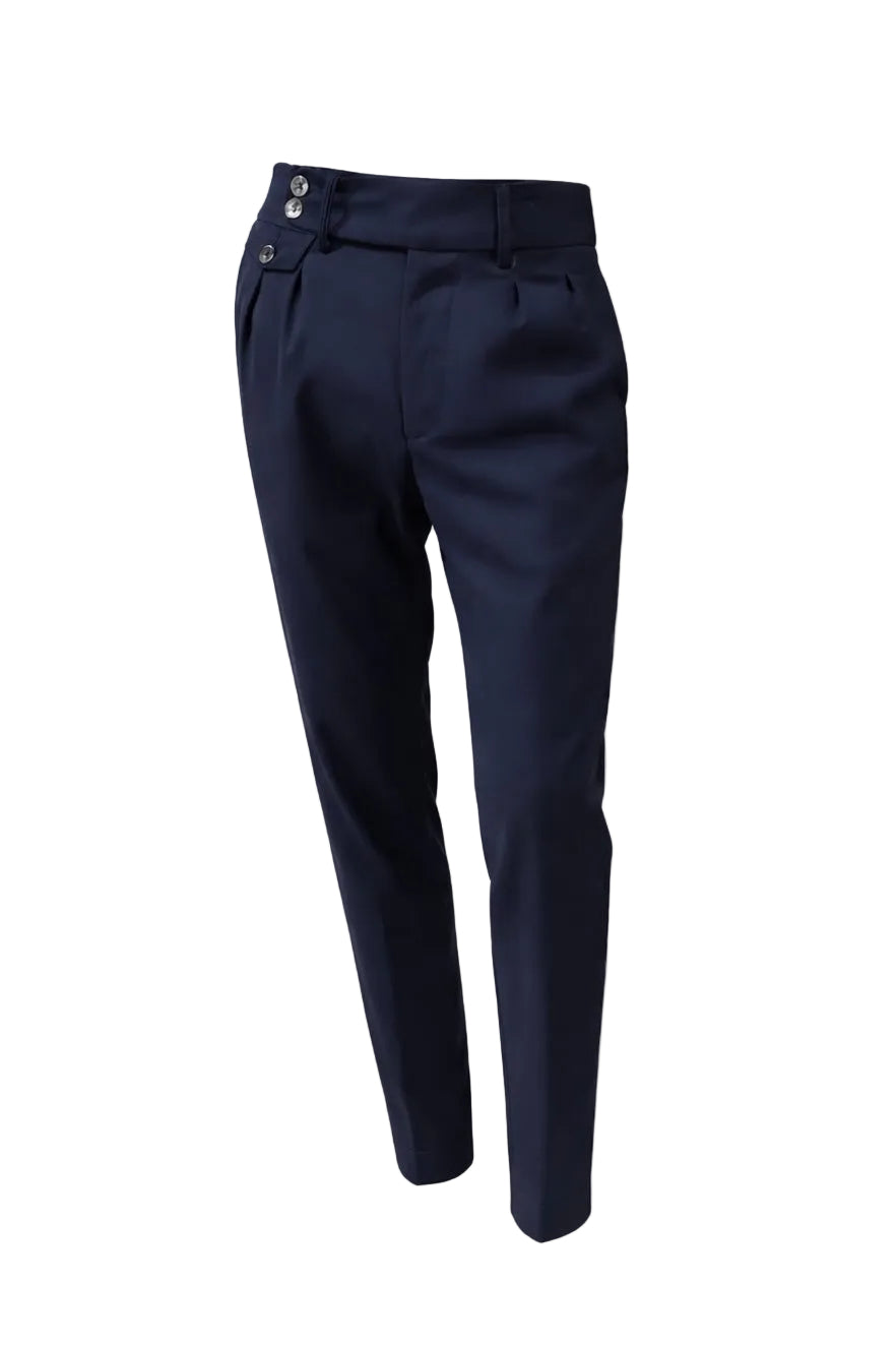 Pantalone a vita alta